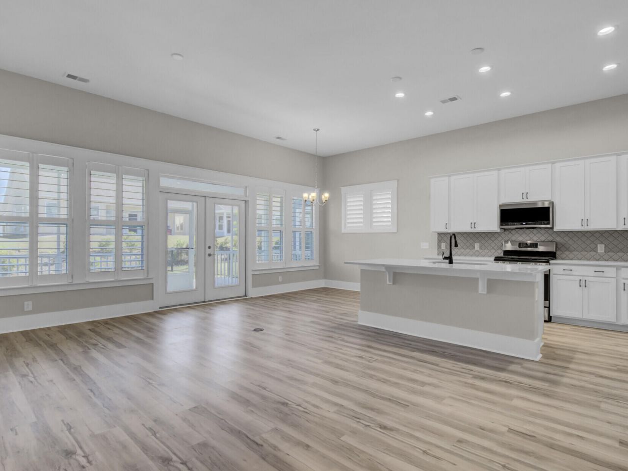 253 River Martin Court Photo 17