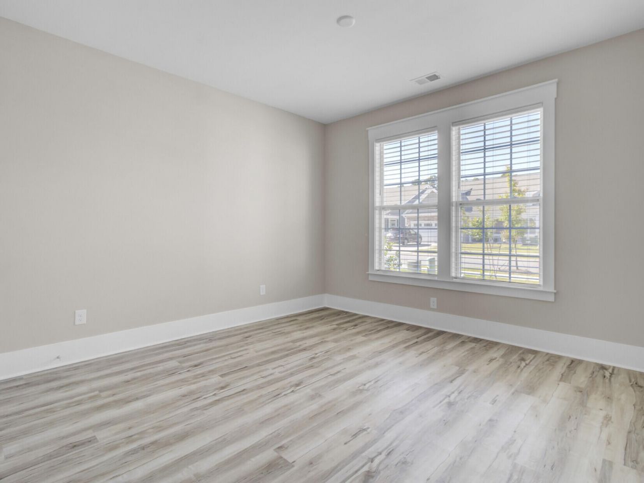 253 River Martin Court Photo 20