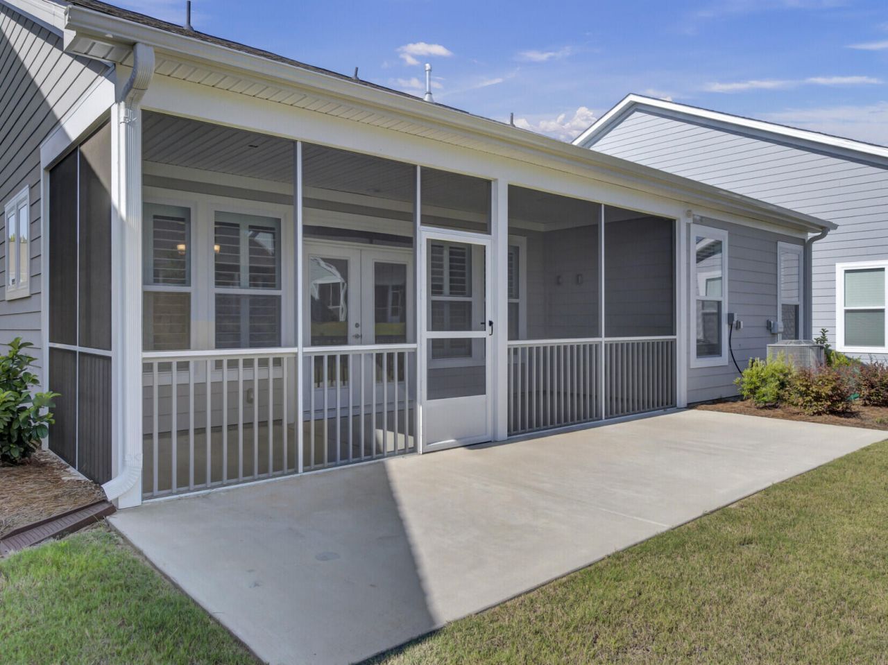 253 River Martin Court Photo 32