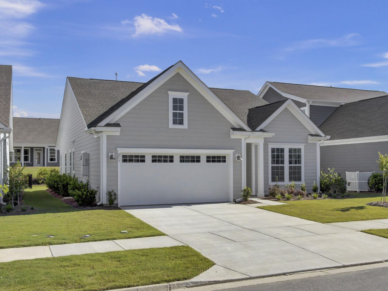 253 River Martin Court Photo 4