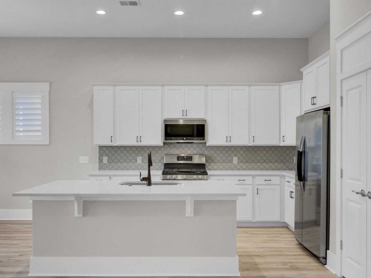 253 River Martin Court Photo 8