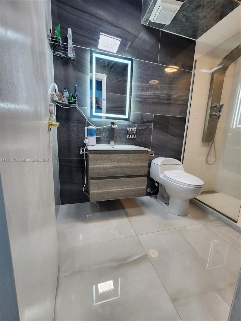 12500 NE 15th Ave, Unit 112, North Miami, FL 33161 Photo