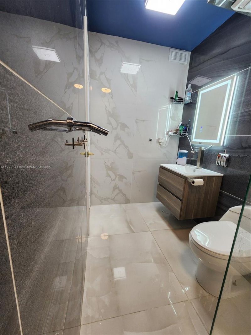 12500 NE 15th Ave, Unit 112, North Miami, FL 33161 Photo