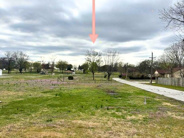 2304 Iron Gates Road , Joplin, MO 64804