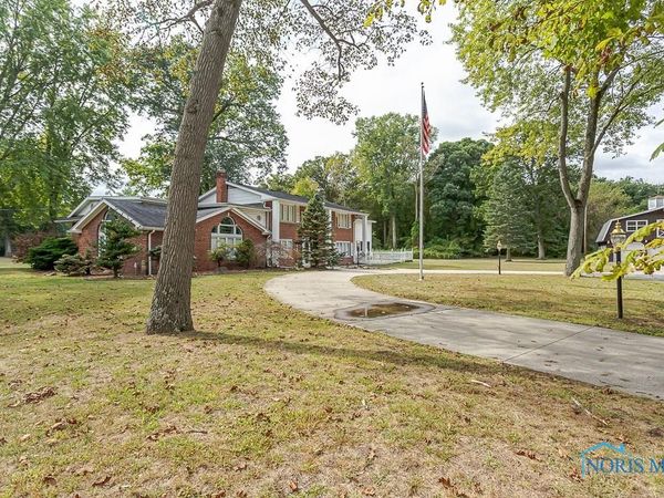 2637 Heysler Road, Toledo, OH 43617