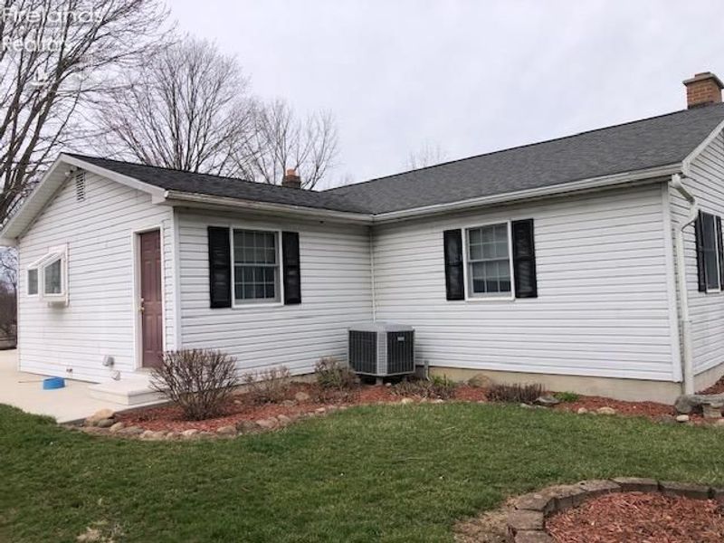 7335 S Township Road 159, Sycamore, OH 44882 Photo 11