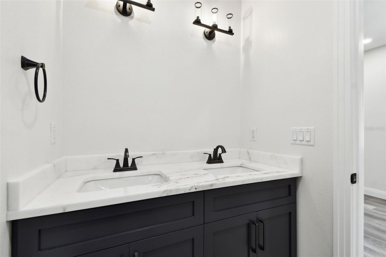 1045 Jesse Avenue, Safety Harbor, FL 34695 Photo