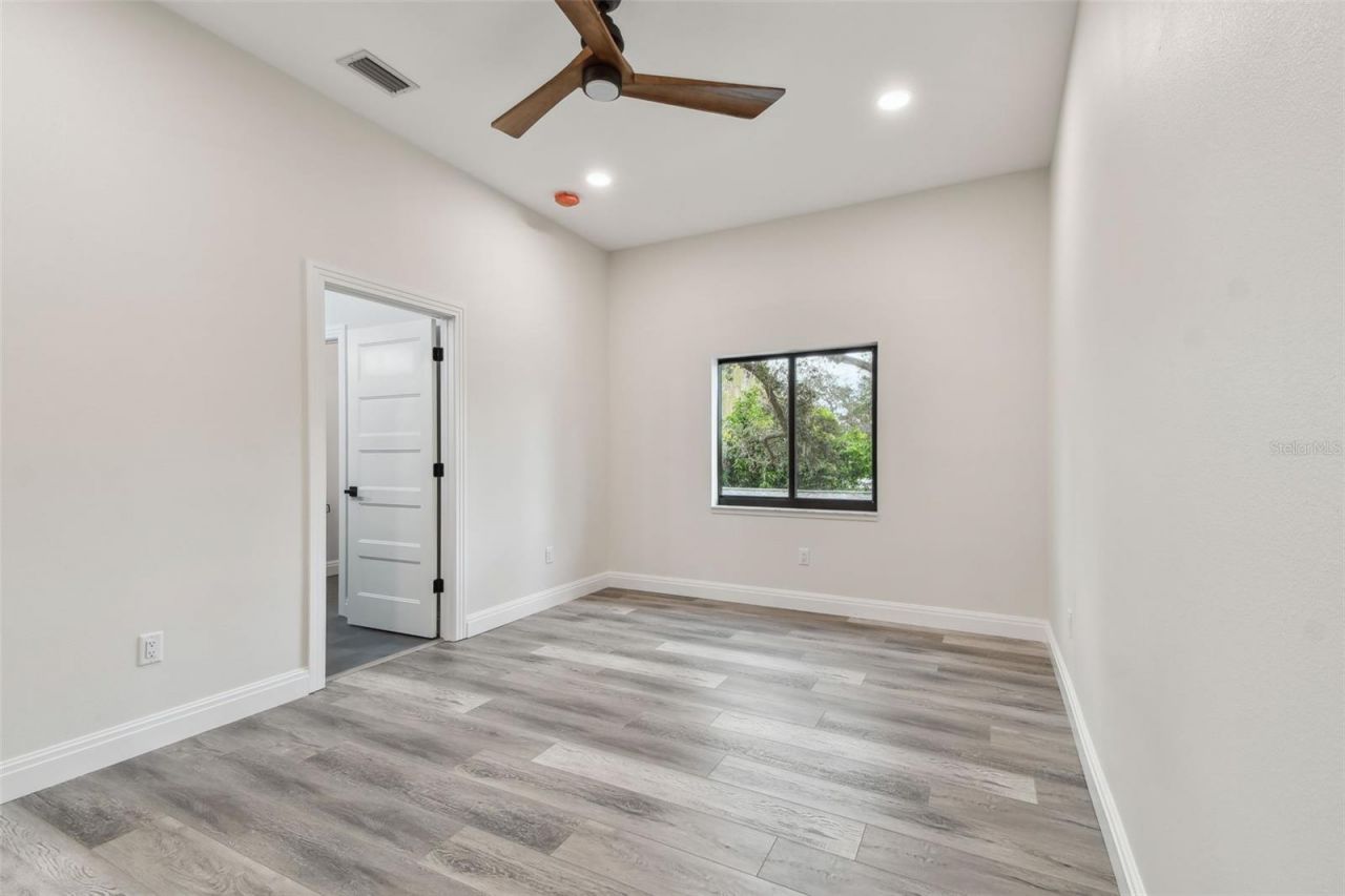 1045 Jesse Avenue, Safety Harbor, FL 34695 Photo