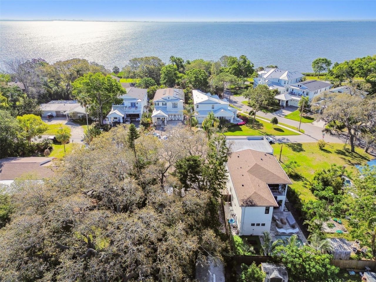 1045 Jesse Avenue, Safety Harbor, FL 34695 Photo