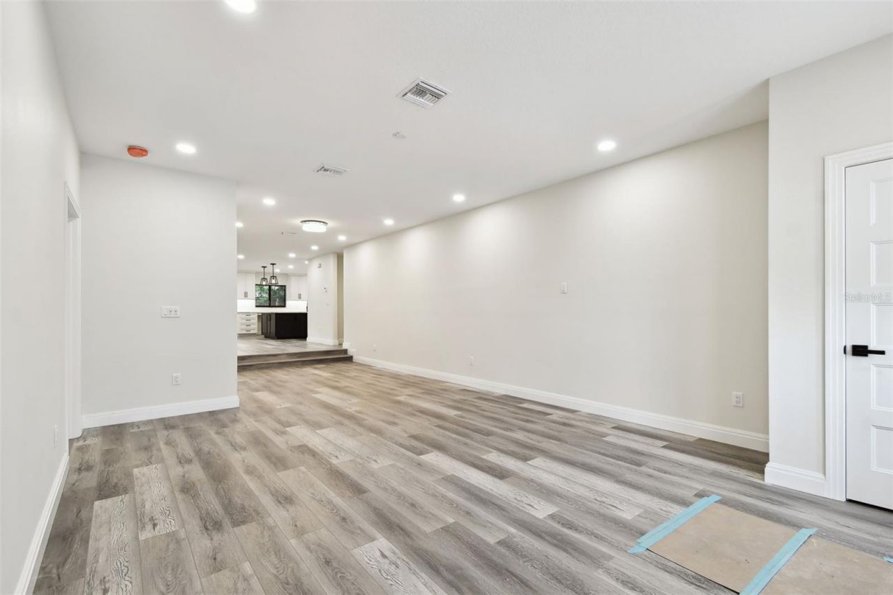 1045 Jesse Avenue, Safety Harbor, FL 34695 Photo