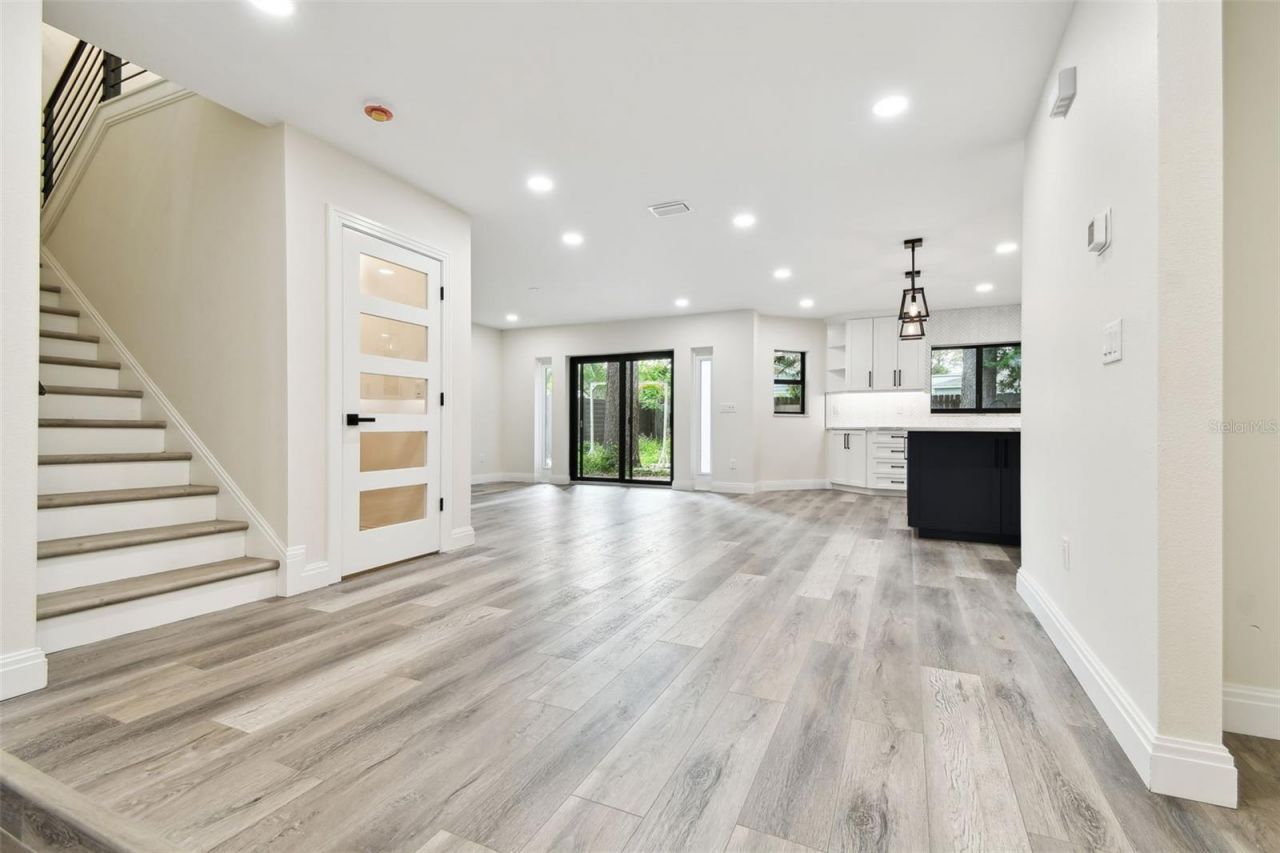 1045 Jesse Avenue, Safety Harbor, FL 34695 Photo