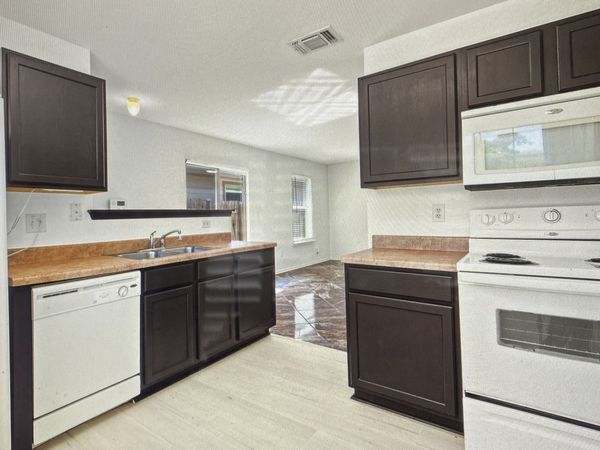 2414 Mission Ct, San Antonio, TX 78223