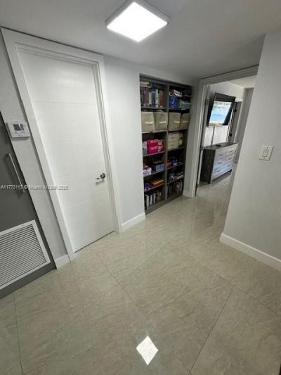 8920 Palm Tree Ln, Unit 8920, Pembroke Pines, FL 33024 Photo