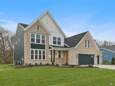 45 Wadestone Street, Springboro, OH 45066