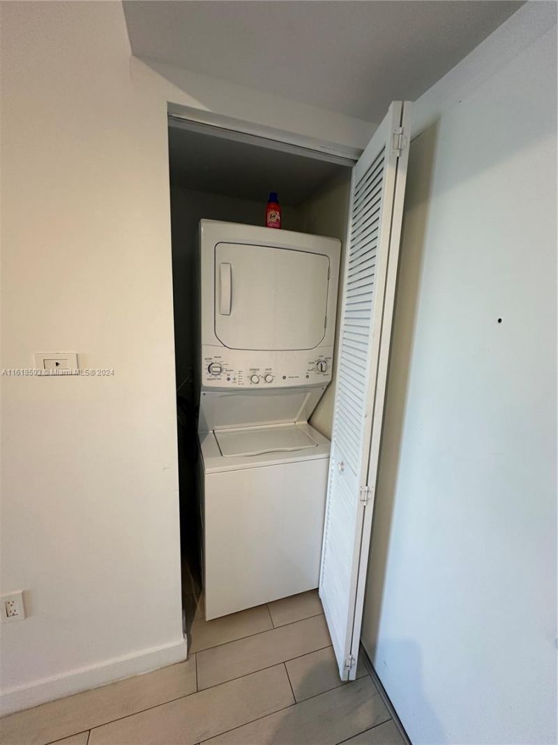 2602 E Hallandale Beach Blvd, Unit R807, Hallandale Beach, FL 33009 Photo