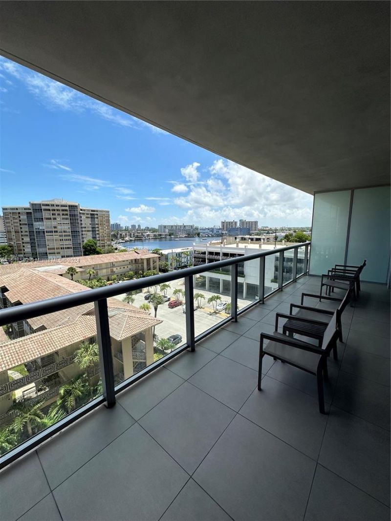 2602 E Hallandale Beach Blvd, Unit R807, Hallandale Beach, FL 33009 Photo