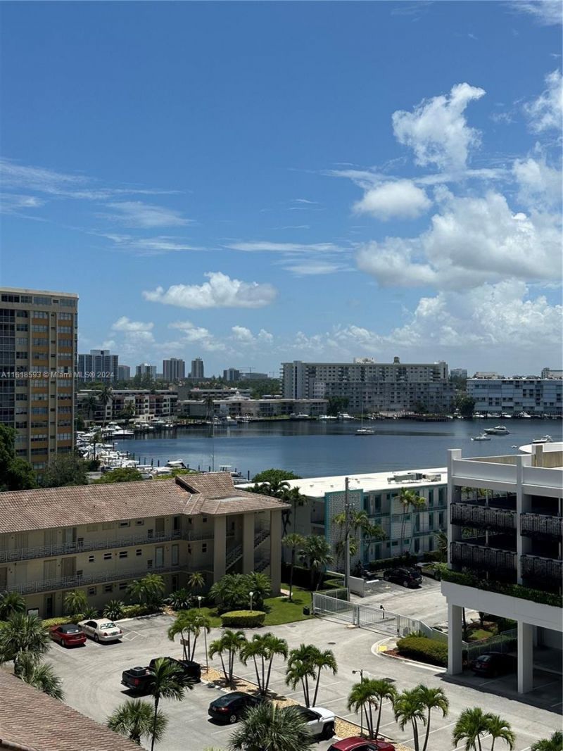 2602 E Hallandale Beach Blvd, Unit R807, Hallandale Beach, FL 33009 Photo