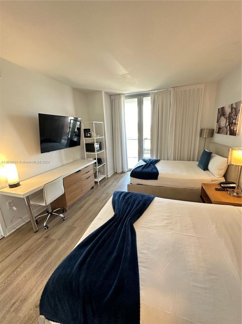 2602 E Hallandale Beach Blvd, Unit R807, Hallandale Beach, FL 33009 Photo