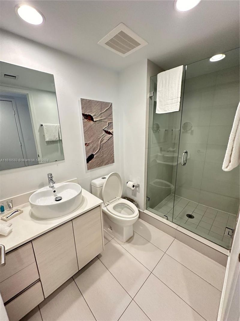 2602 E Hallandale Beach Blvd, Unit R807, Hallandale Beach, FL 33009 Photo