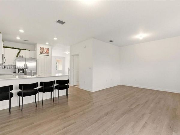 12855 NW 24th Ave, Miami, FL 33167