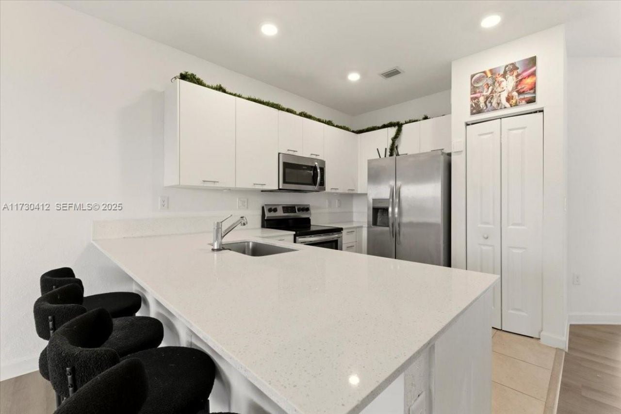 12855 NW 24th Ave, Miami, FL 33167 Photo