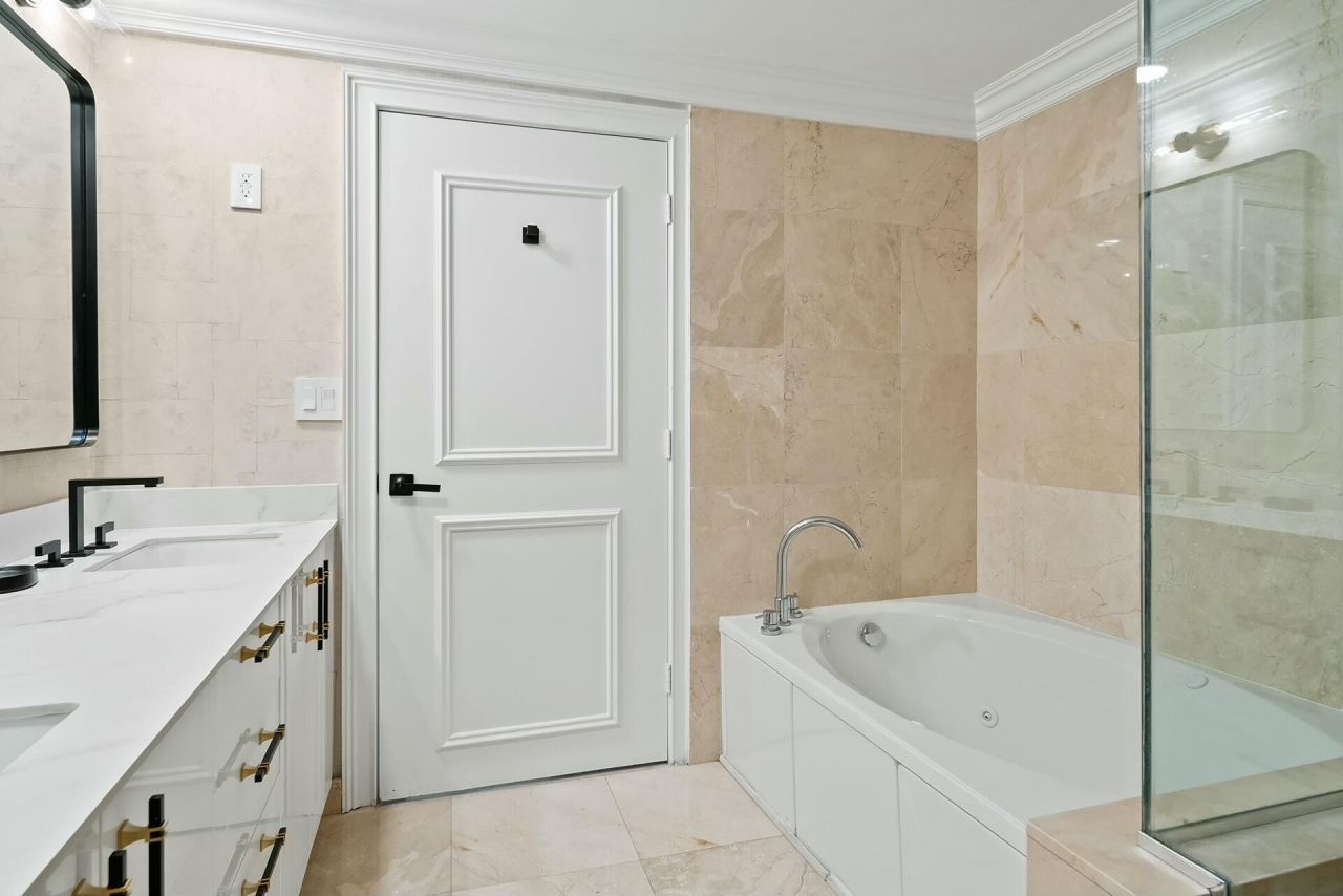 550 Okeechobee Boulevard, Unit 322, West Palm Beach, FL 33401 Photo