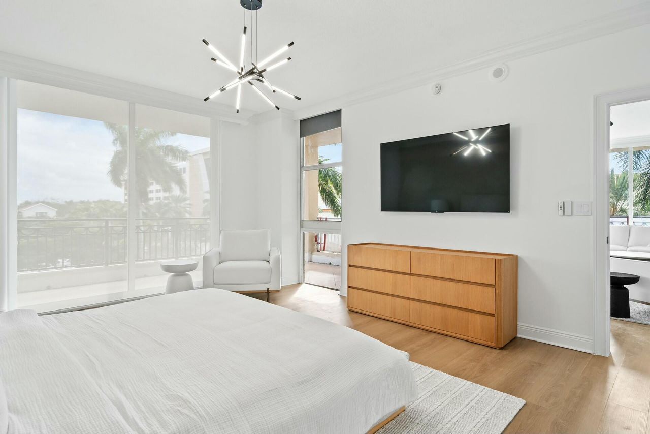 550 Okeechobee Boulevard, Unit 322, West Palm Beach, FL 33401 Photo