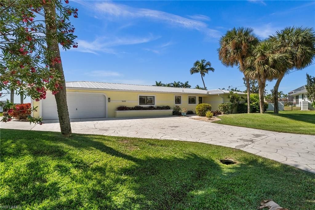 1600 Edith Esplanade, Cape Coral, FL 33904 Photo
