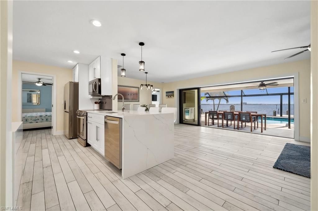 1600 Edith Esplanade, Cape Coral, FL 33904 Photo