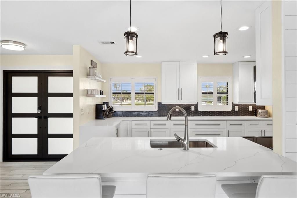 1600 Edith Esplanade, Cape Coral, FL 33904 Photo