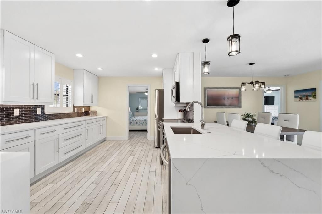 1600 Edith Esplanade, Cape Coral, FL 33904 Photo