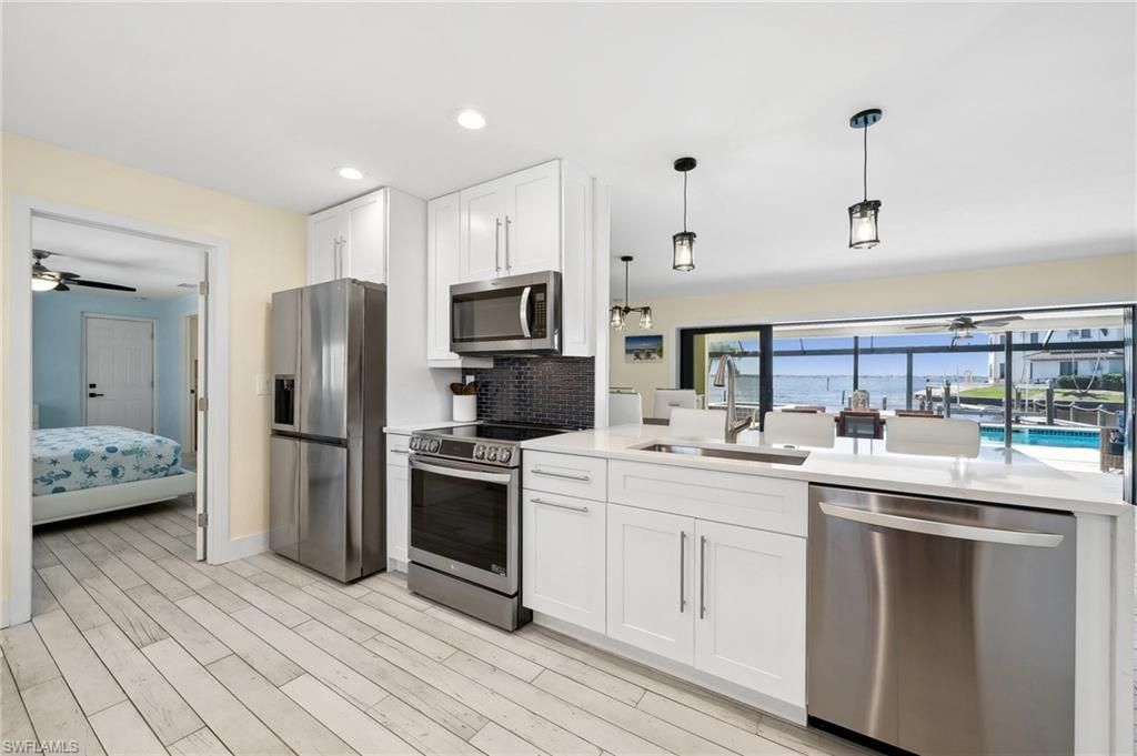 1600 Edith Esplanade, Cape Coral, FL 33904 Photo