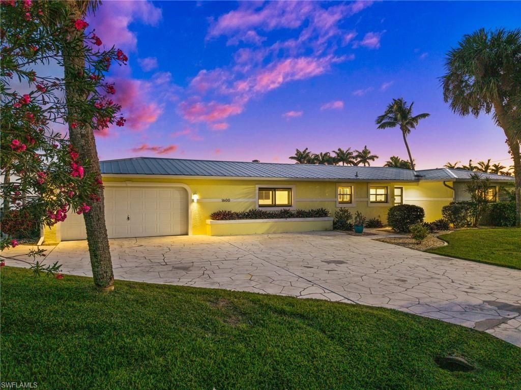 1600 Edith Esplanade, Cape Coral, FL 33904 Photo