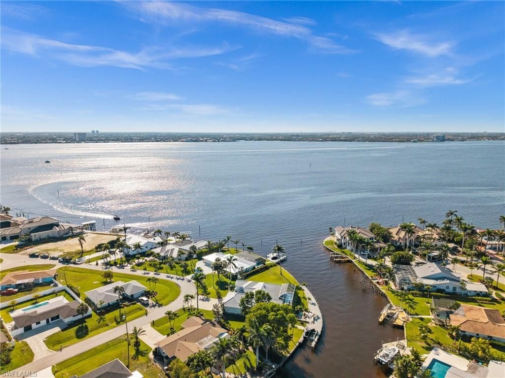 1600 Edith Esplanade, Cape Coral, FL 33904 Photo