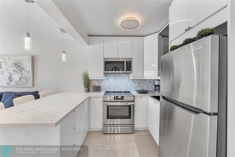 500 Layne Boulevard, Unit 6, Hallandale Beach, FL 33009 Photo