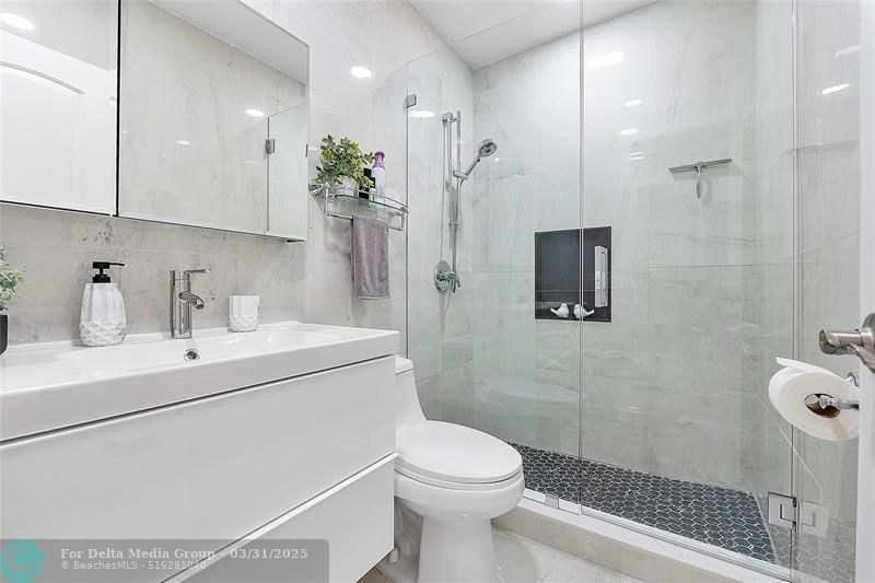 500 Layne Boulevard, Unit 6, Hallandale Beach, FL 33009 Photo