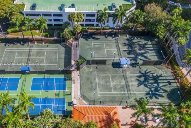 19101 NE 36th Ct, Unit 302, Aventura, FL 33180 Photo