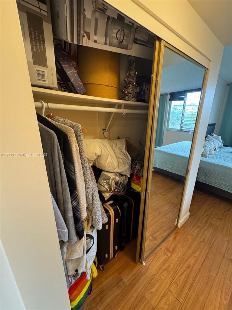 4330 Hillcrest Dr, Unit 304, Hollywood, FL 33021 Photo