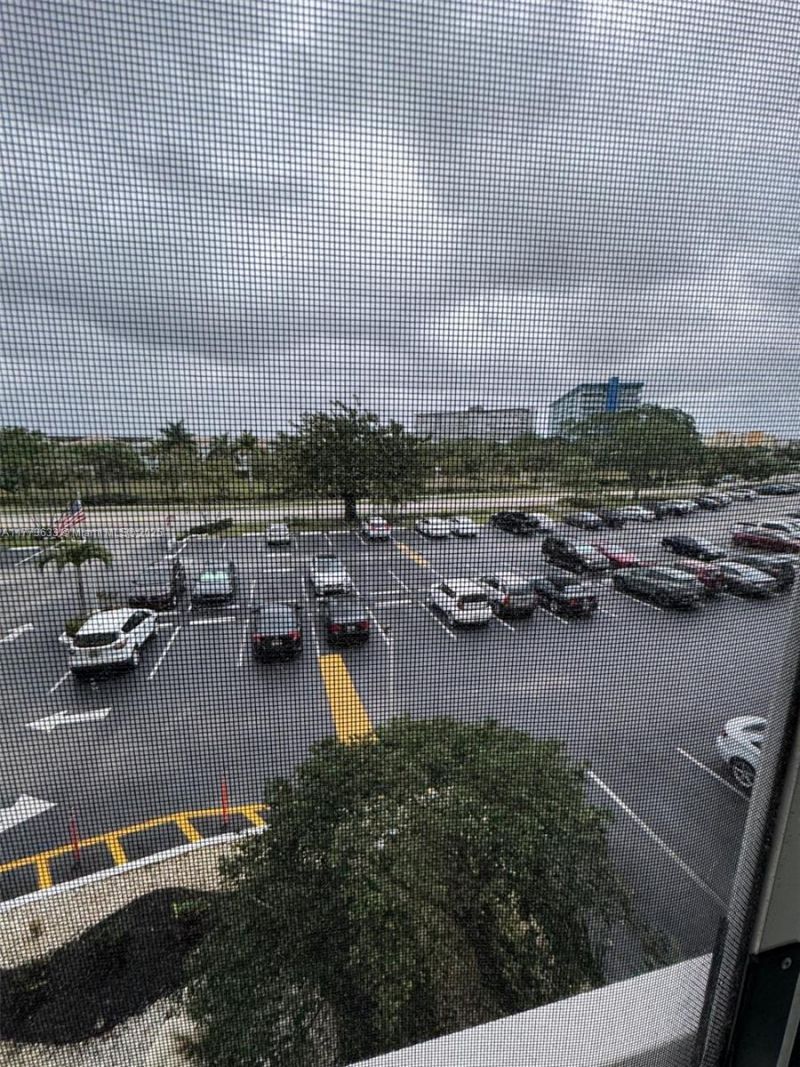 4330 Hillcrest Dr, Unit 304, Hollywood, FL 33021 Photo