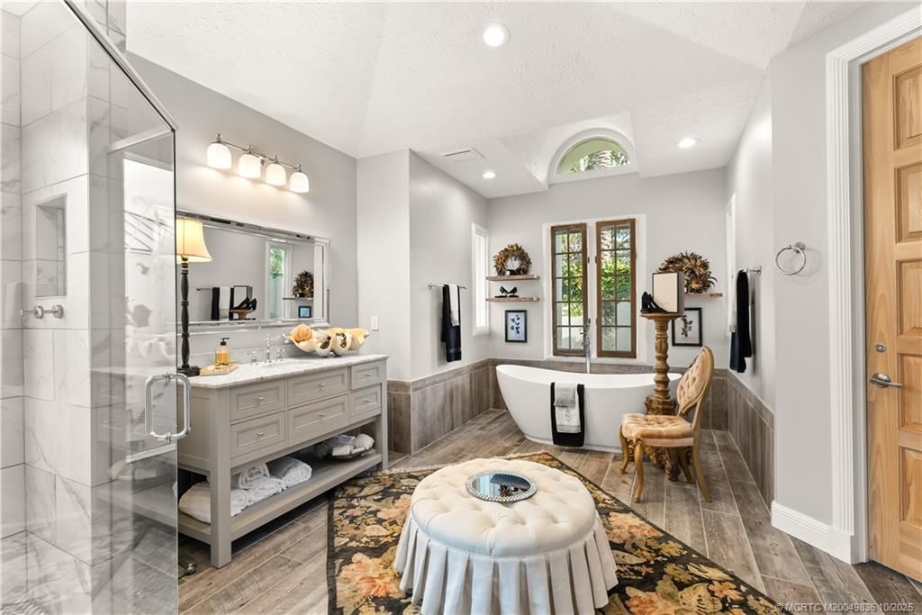 560 SW Bay Pointe Circle, Palm City, FL 34990 Photo