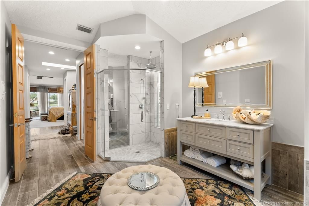 560 SW Bay Pointe Circle, Palm City, FL 34990 Photo