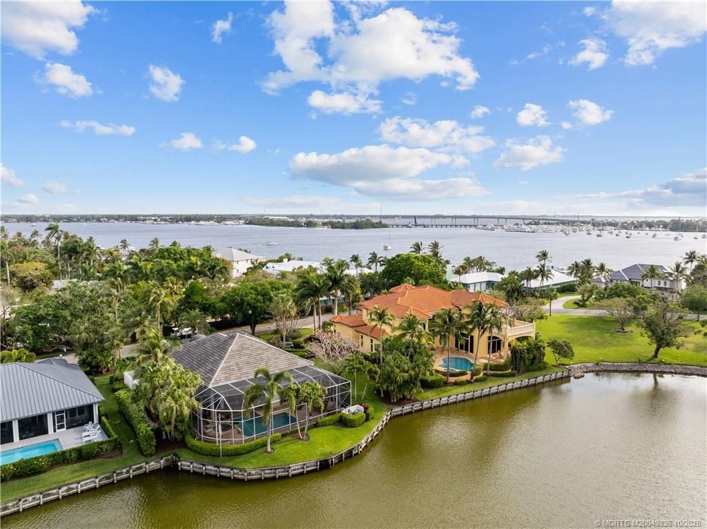 560 SW Bay Pointe Circle, Palm City, FL 34990 Photo