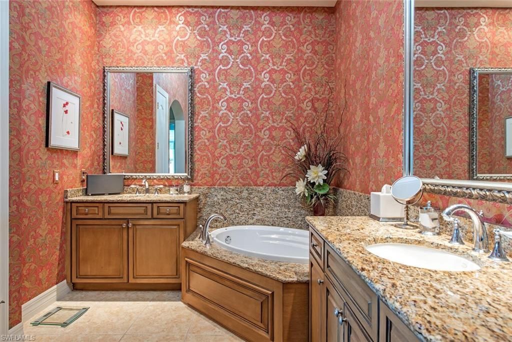 17005 Porta Vecchio Way, Unit 201, Naples, FL 34110 Photo