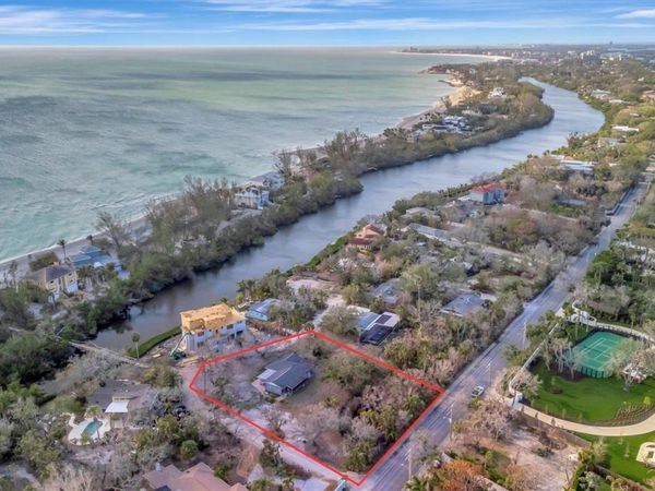 8555 HERON LAGOON CIRCLE, SARASOTA, FL 34242