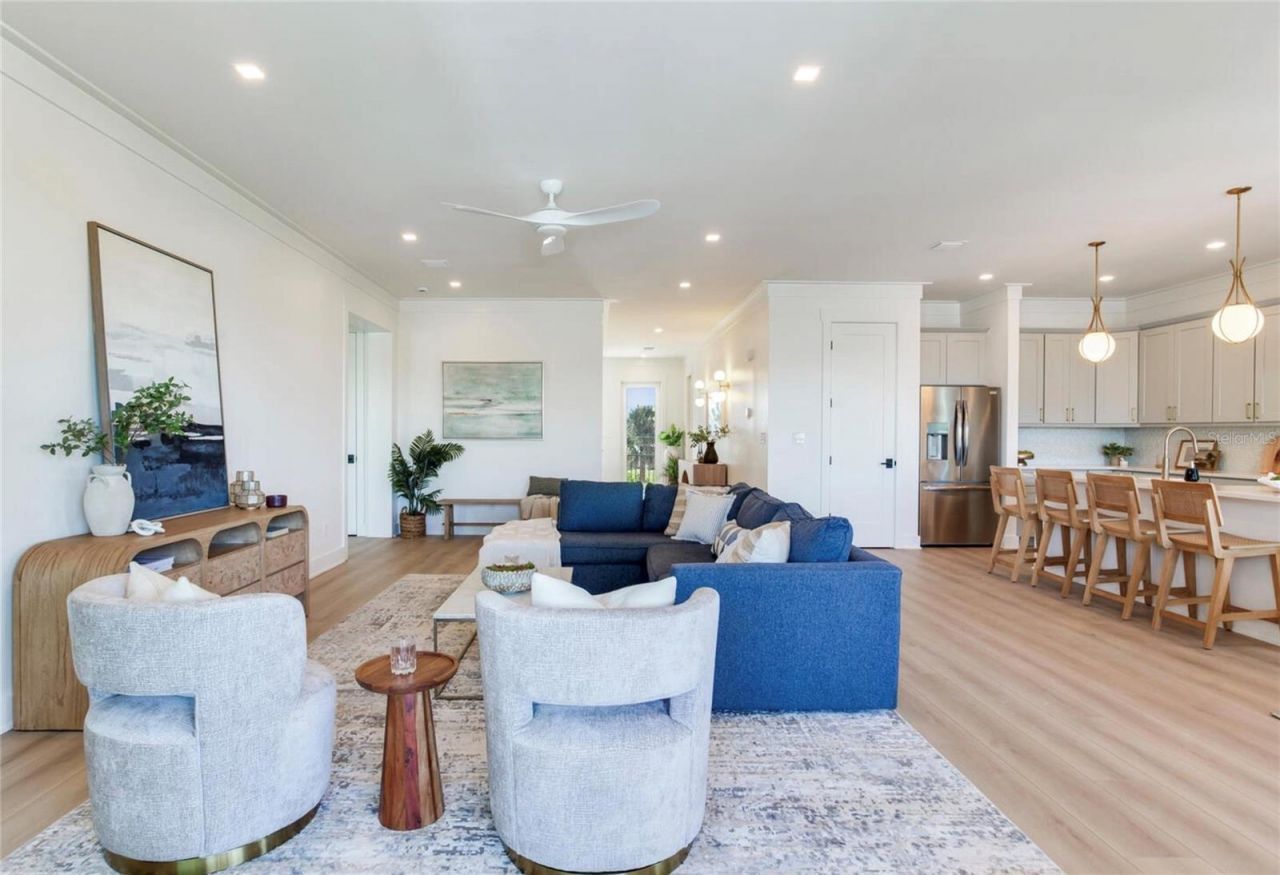 8555 Heron Lagoon Circle, Sarasota, FL 34242 Photo