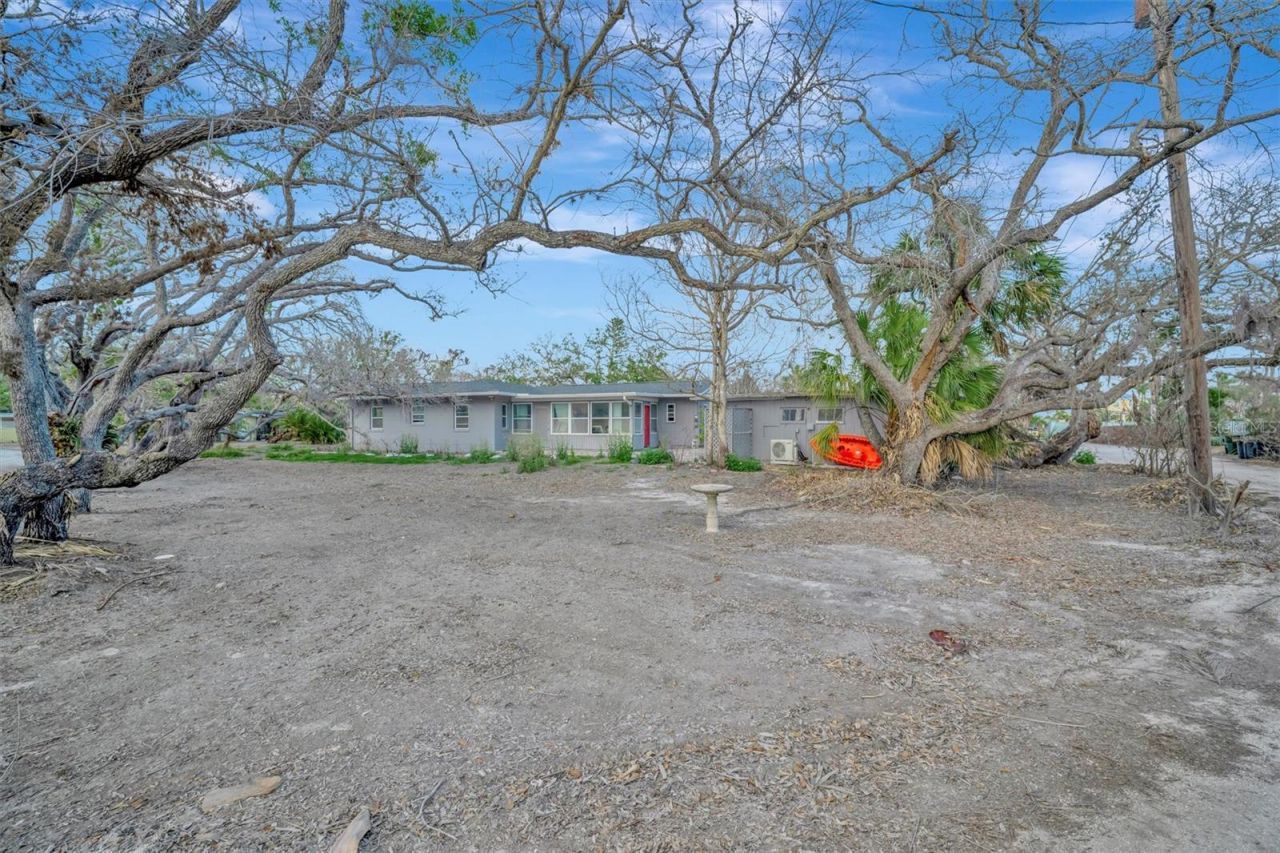 8555 Heron Lagoon Circle, Sarasota, FL 34242 Photo