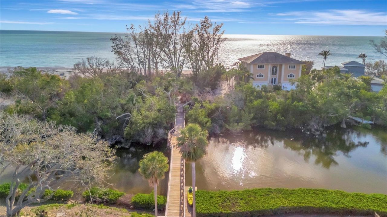 8555 Heron Lagoon Circle, Sarasota, FL 34242 Photo