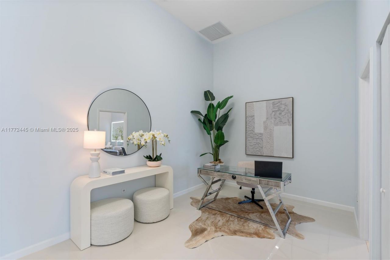 495 Brickell Ave, Unit 2203, Miami, FL 33131 Photo