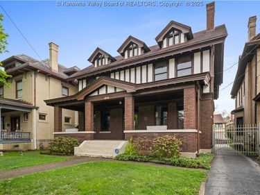 1573 Quarrier Street, Charleston, WV 25301