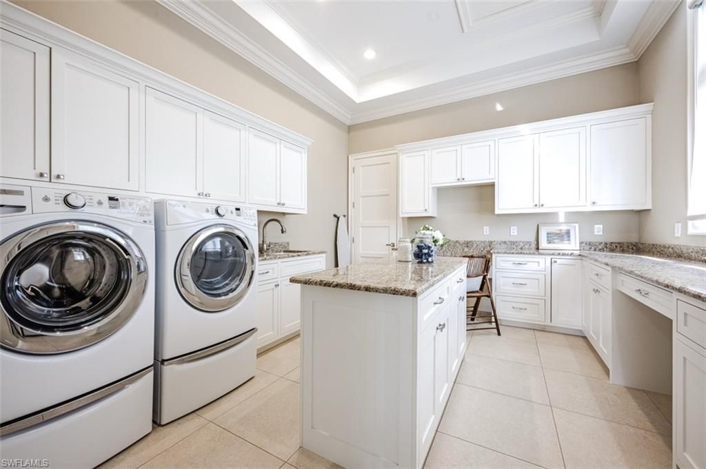 1266 Cobia Ct, Naples, FL 34102 Photo